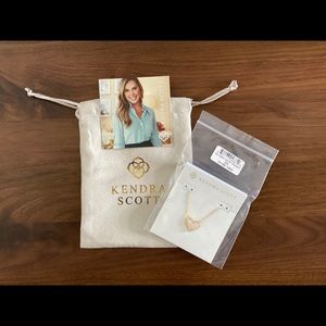 Kendra Scott Gold Ari Heart Short Pendant